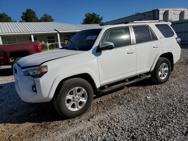 Изображение 1 2022 TOYOTA 4RUNNER SR5/SR5 PREMIUM 2022 с VIN JTENU5JR2N6069941