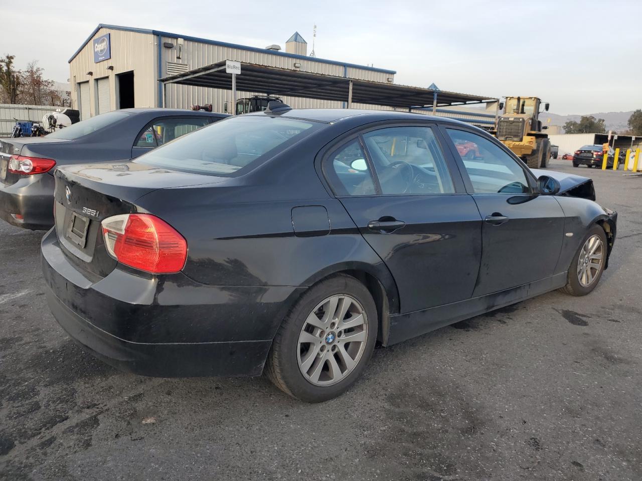 Изображение 3 2006 BMW 325 I 2006 с VIN WBAVB13576KX44444