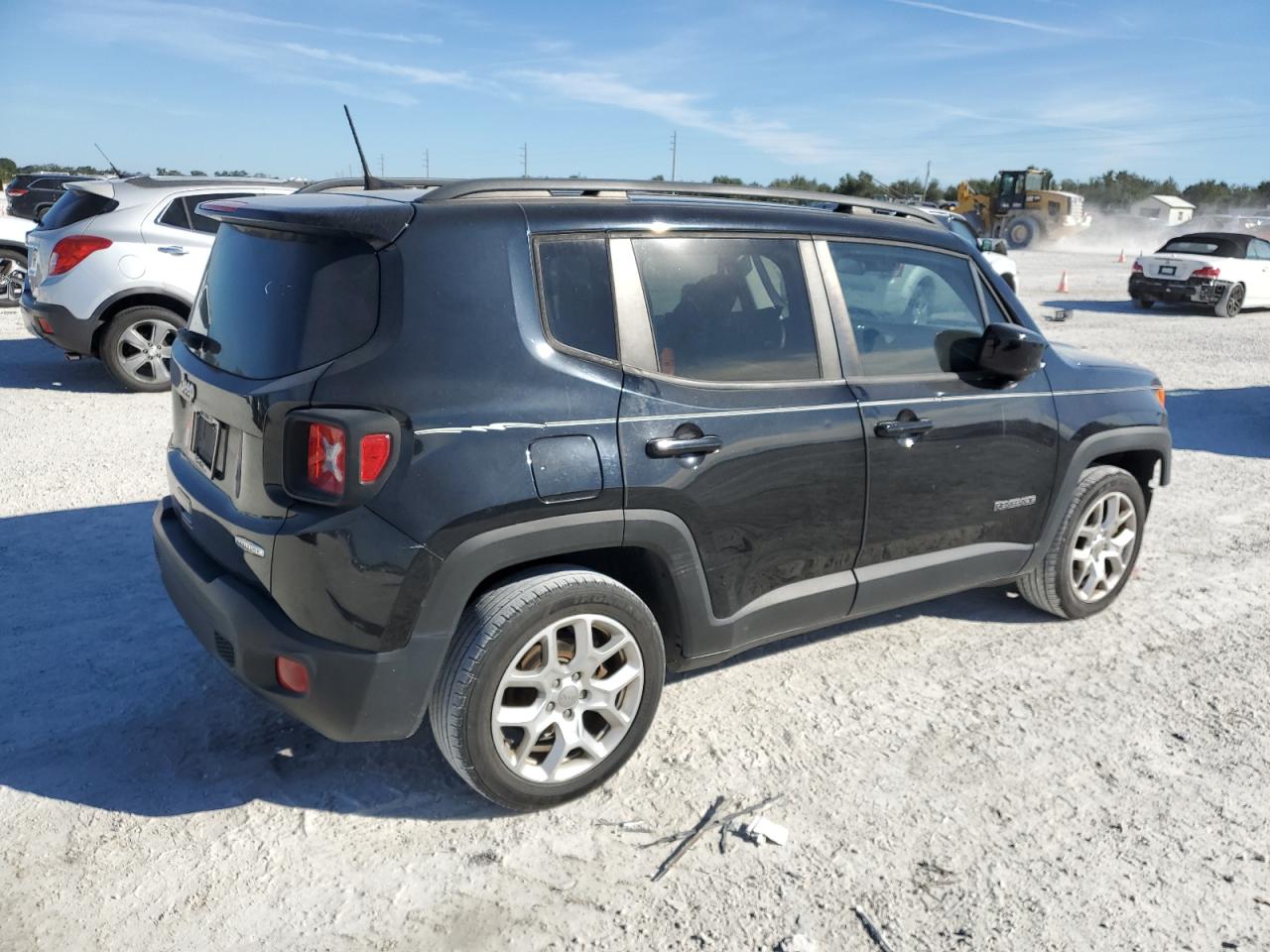 Image 3 of 2018 JEEP RENEGADE LATITUDE 2018 with VIN ZACCJABB2JPJ40090