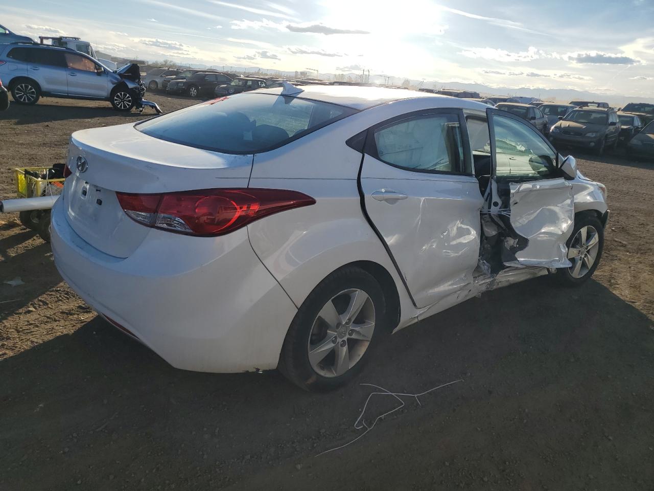 Image 3 of 2011 HYUNDAI ELANTRA GLS 2011 with VIN 5NPDH4AE6BH015913