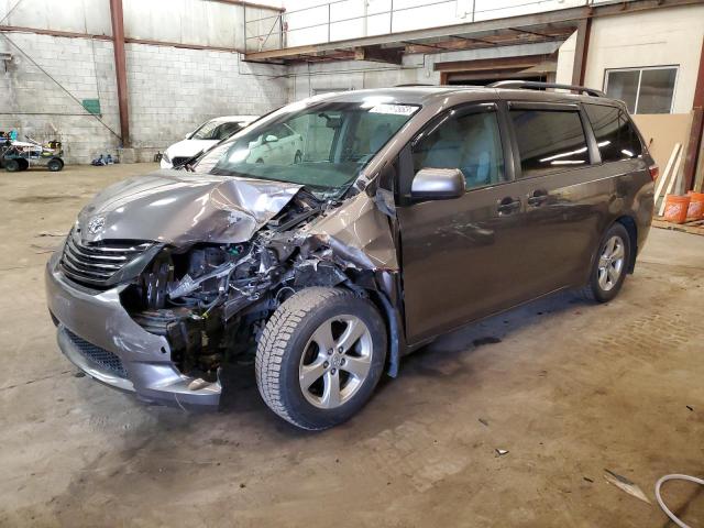 Image 1 of 2017 TOYOTA SIENNA  2017 with VIN 5TDZZ3DC8HS869862