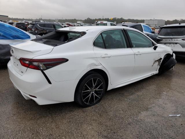 Obraz 3 z 2021 TOYOTA CAMRY SE 2021 z VIN 4T1G11AK0MU586355