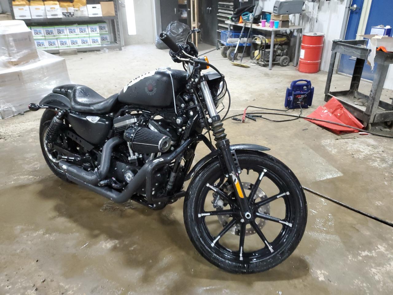 Image 1 of 2019 HARLEY-DAVIDSON XL883 N 2019 with VIN 1HD4LE214KC417293