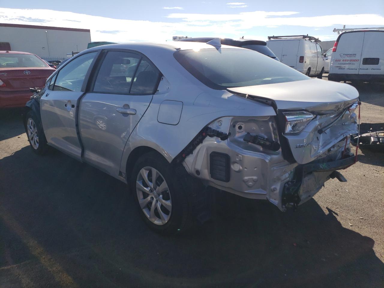 Image 2 of 2021 TOYOTA COROLLA LE 2021 with VIN 5YFEPMAEXMP222317