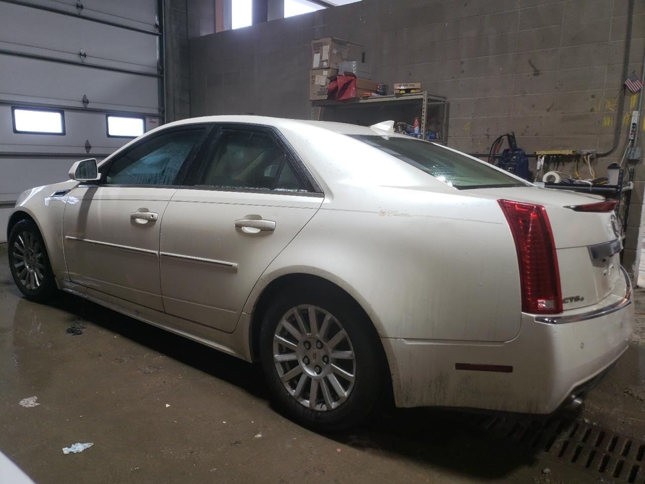 Изображение 2 2011 CADILLAC CTS PREMIUM COLLECTION 2011 с VIN 1G6DS5ED3B0103858