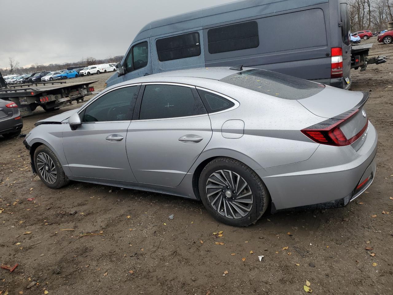 Obraz 2 z 2023 HYUNDAI SONATA HYBRID 2023 z VIN KMHL34JJ5PA057698
