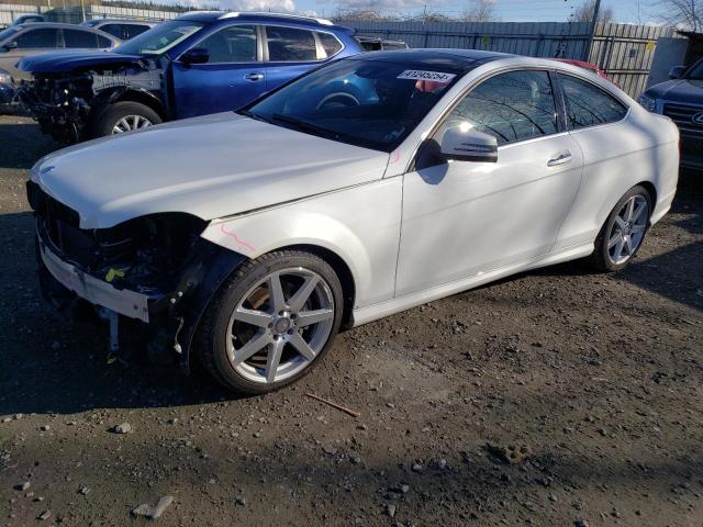 Image 1 of 2014 MERCEDES-BENZ C 350 4MATIC 2014 with VIN WDDGJ8JB4EG260402