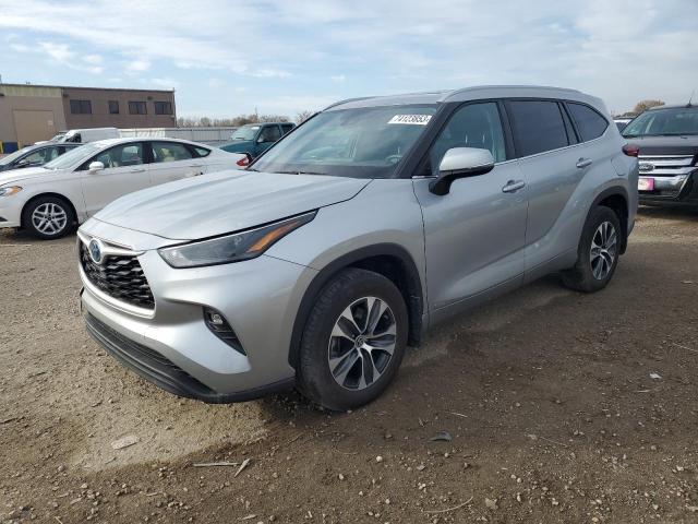 Изображение 2022 TOYOTA HIGHLANDER HYBRID XLE 2022