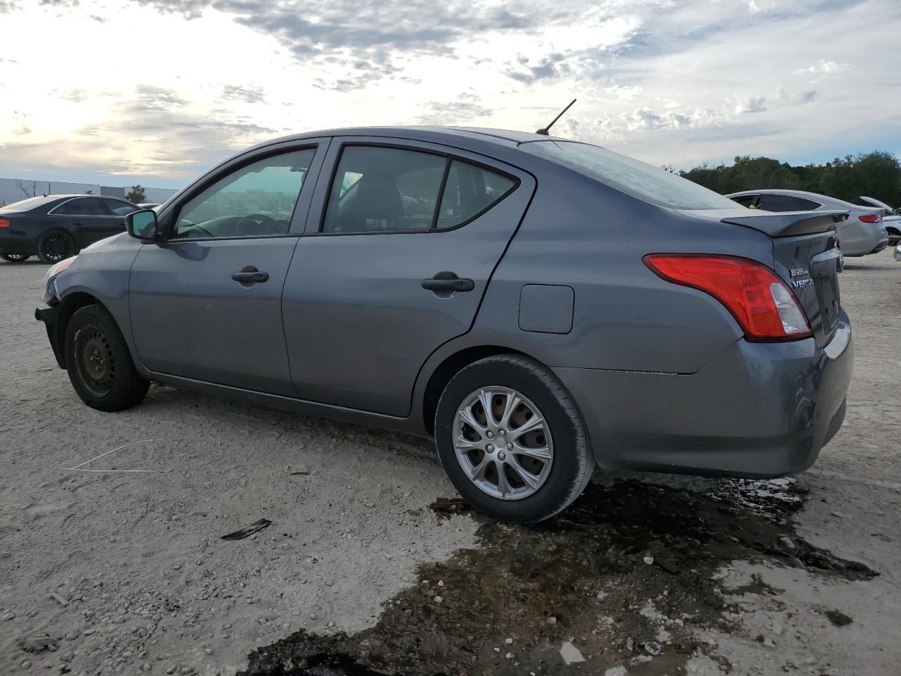 Image 2 of 2018 NISSAN VERSA S 2018 with VIN 3N1CN7AP3JL830563