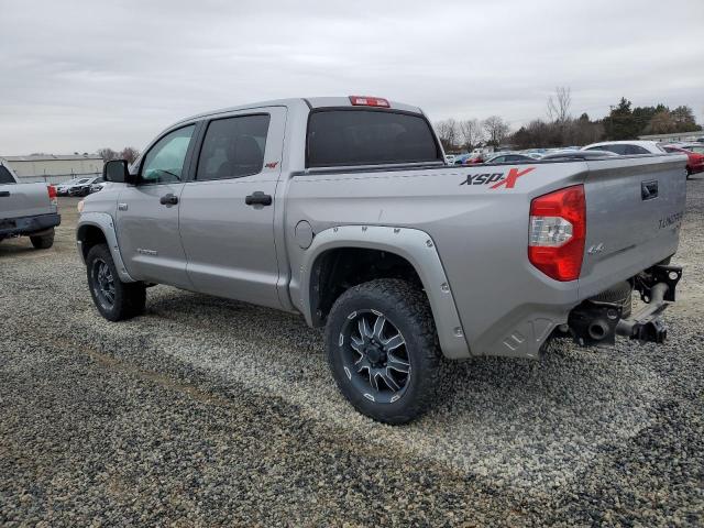 Image 2 of 2016 TOYOTA TUNDRA CREWMAX SR5 2016 with VIN 5TFDW5F12GX550492