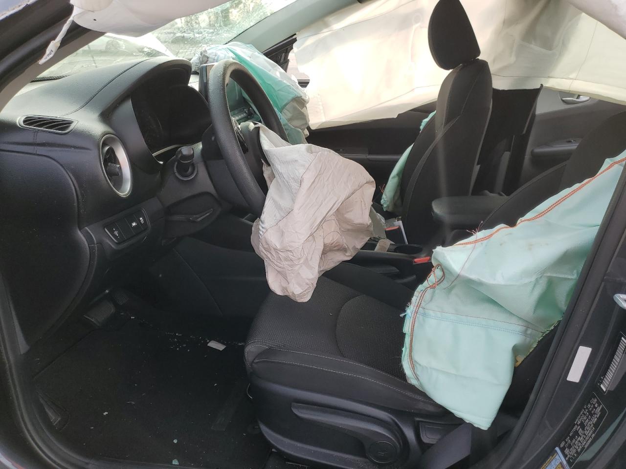 Image 1 of 2019 KIA FORTE FE 2019 with VIN 3KPF24AD1KE066614