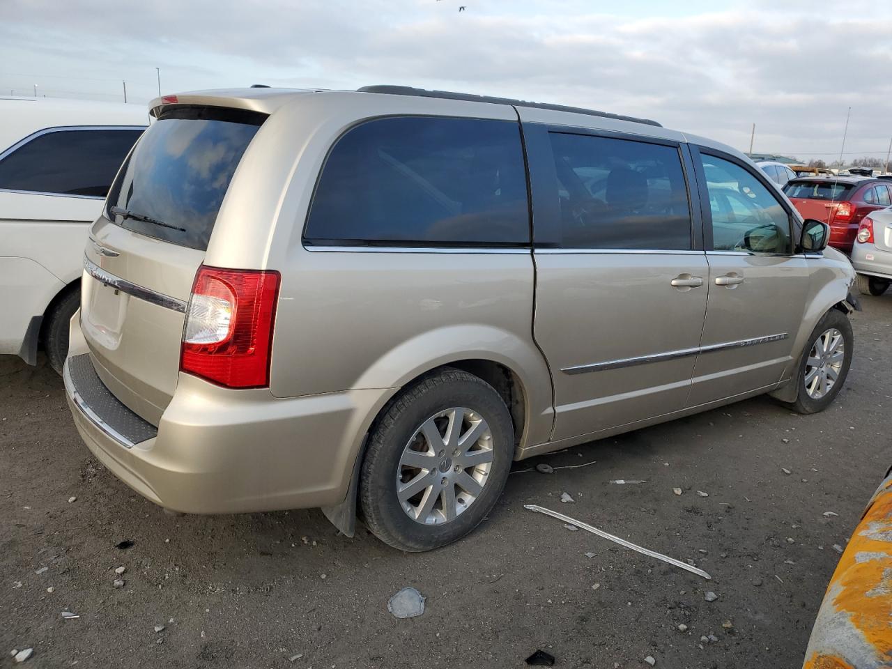 Image 3 of 2015 CHRYSLER TOWN & COUNTRY TOURING 2015 with VIN 2C4RC1BG6FR637570