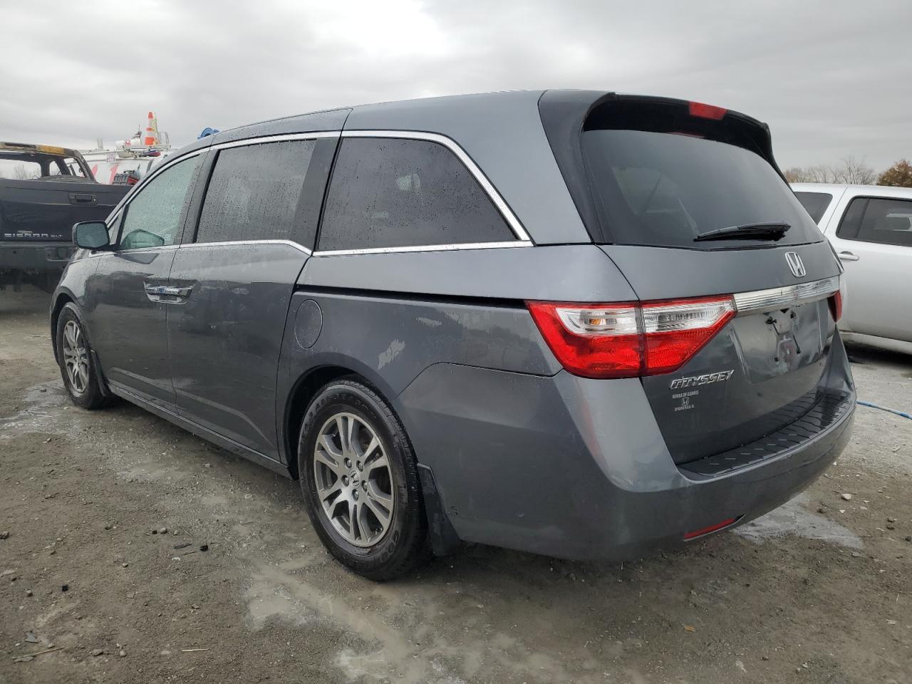 Obraz 2 z 2013 HONDA ODYSSEY EX 2013 z VIN 5FNRL5H41DB026651
