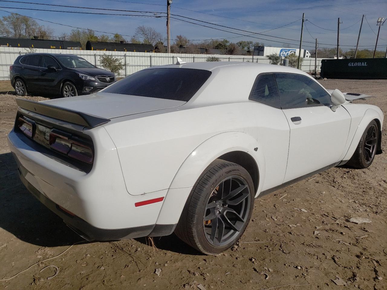 Image 3 of 2021 DODGE CHALLENGER R/T SCAT PACK 2021 with VIN 2C3CDZFJXMH534716
