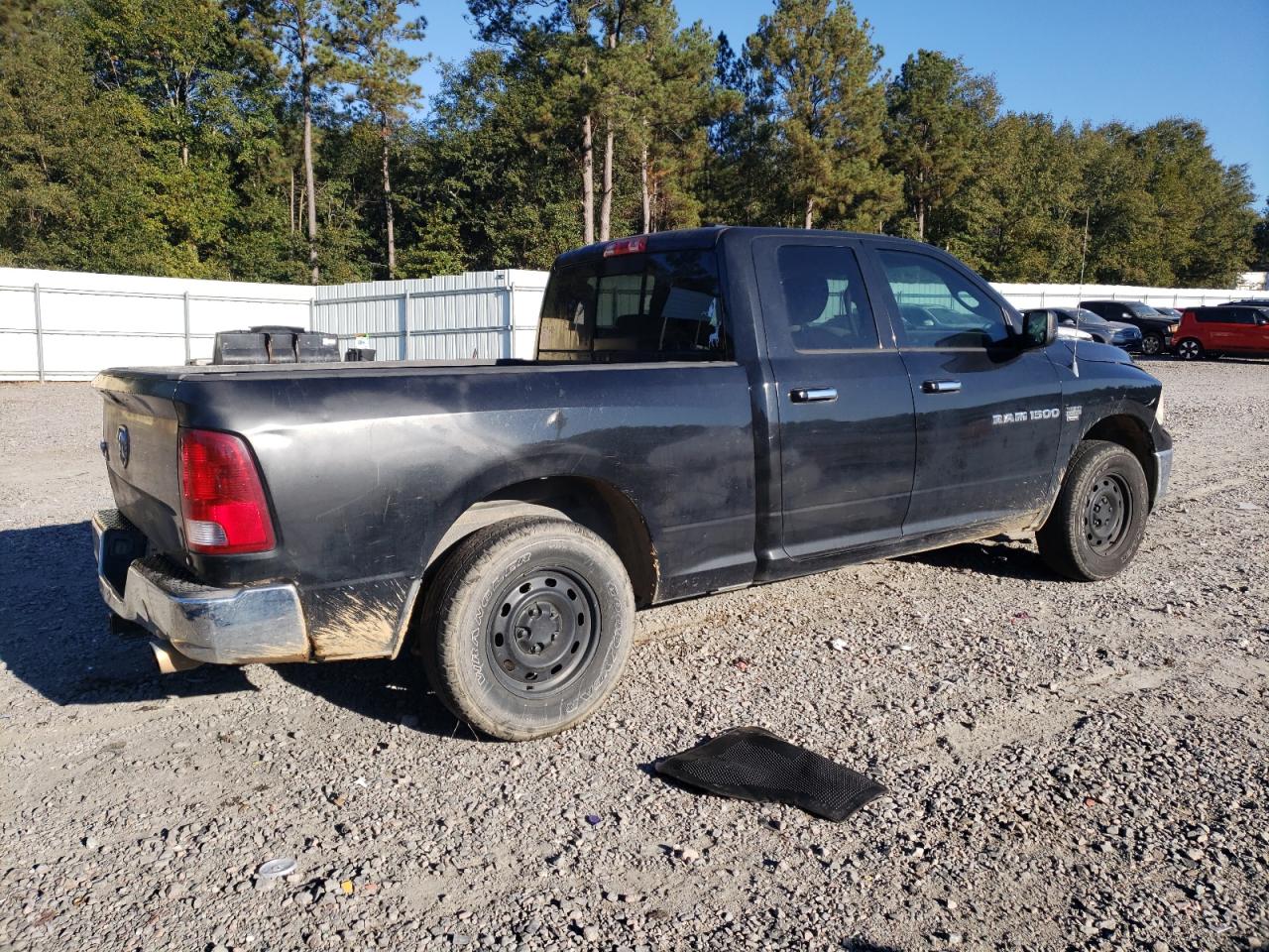 Image 3 of 2011 DODGE RAM 1500  2011 with VIN 1D7RB1GT1BS671004