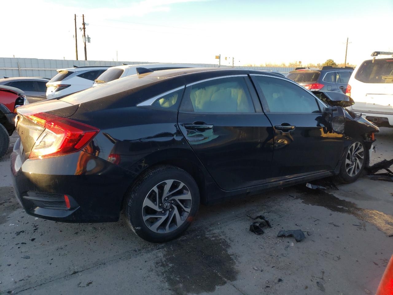 Image 3 of 2018 HONDA CIVIC EX 2018 with VIN 2HGFC2F77JH502486