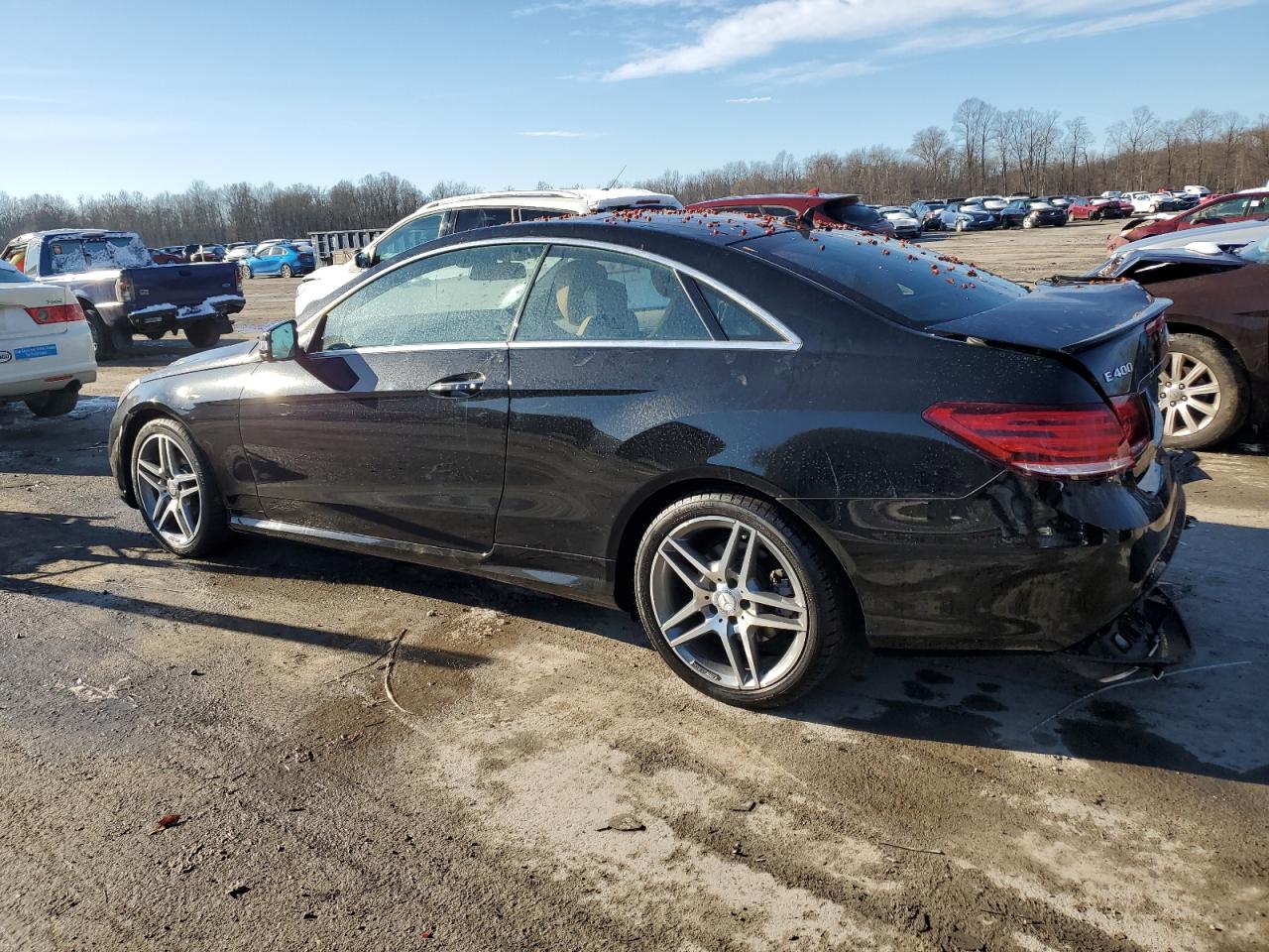 Obraz 2 z 2017 MERCEDES-BENZ E 400 4MATIC 2017 z VIN WDDKJ6HB1HF351917