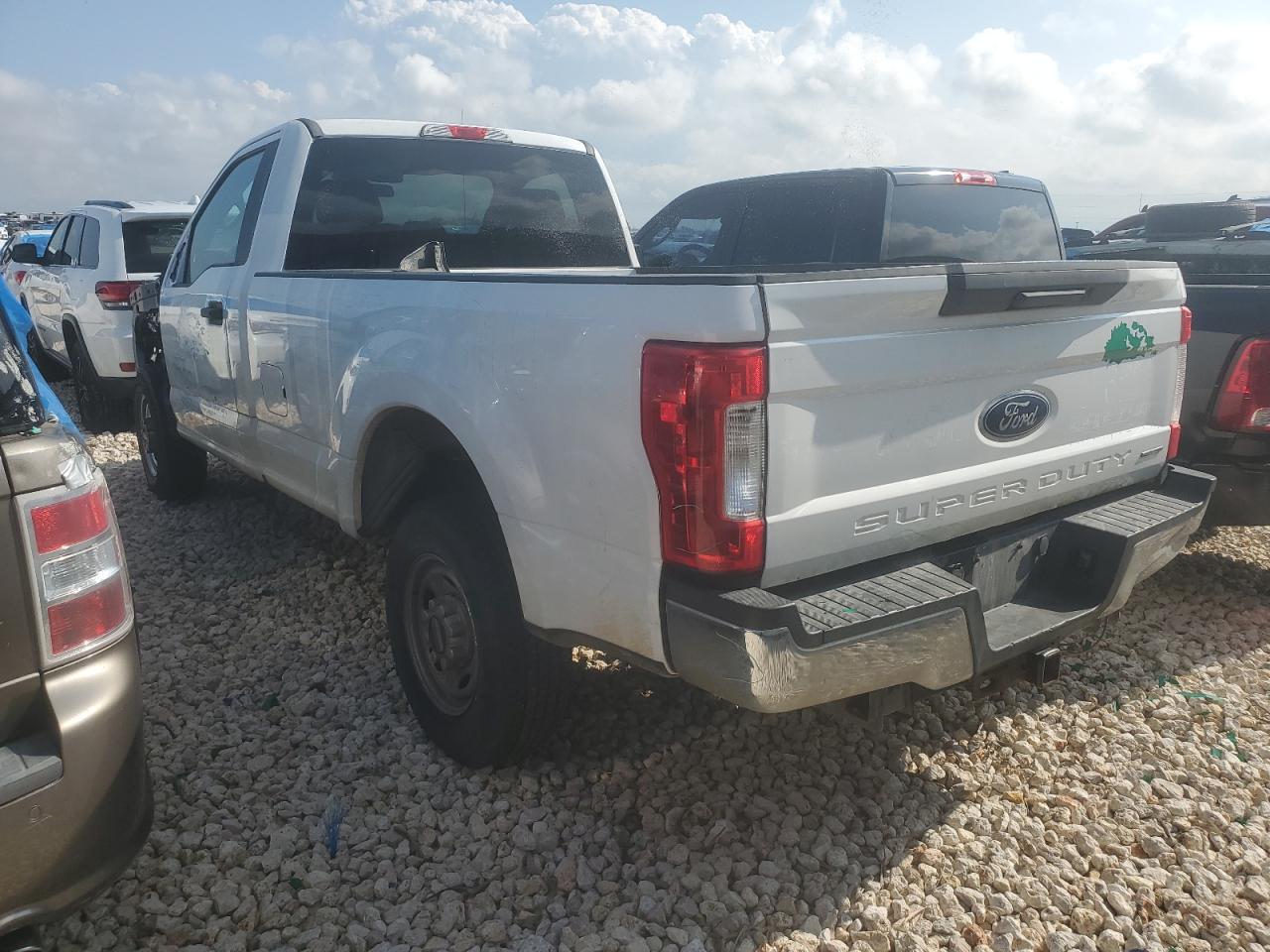 Obraz 2 z 2017 FORD F250 SUPER DUTY 2017 z VIN 1FTBF2A61HED30976