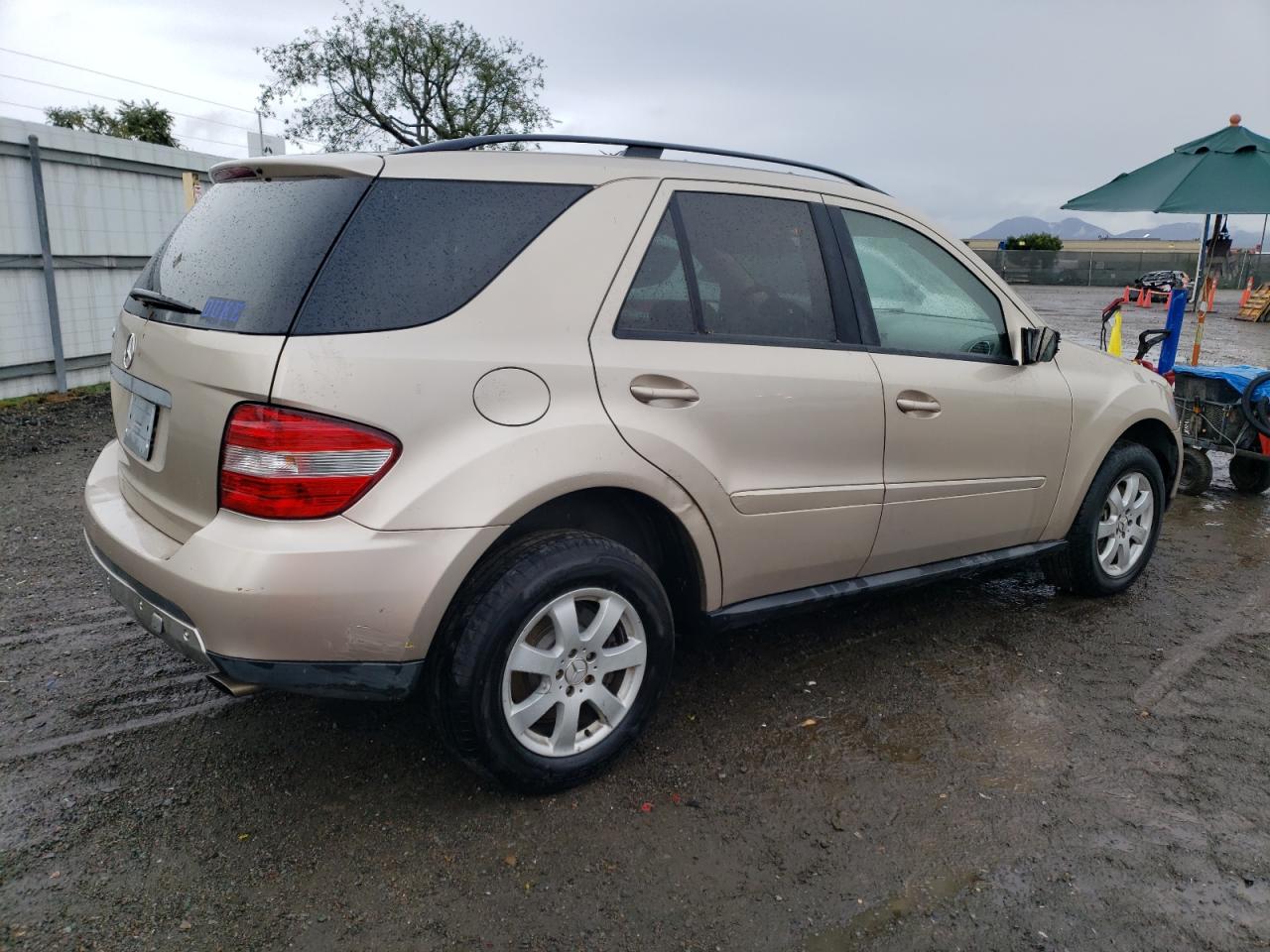 Image 3 of 2006 MERCEDES-BENZ ML 350 2006 with VIN 4JGBB86E76A054091