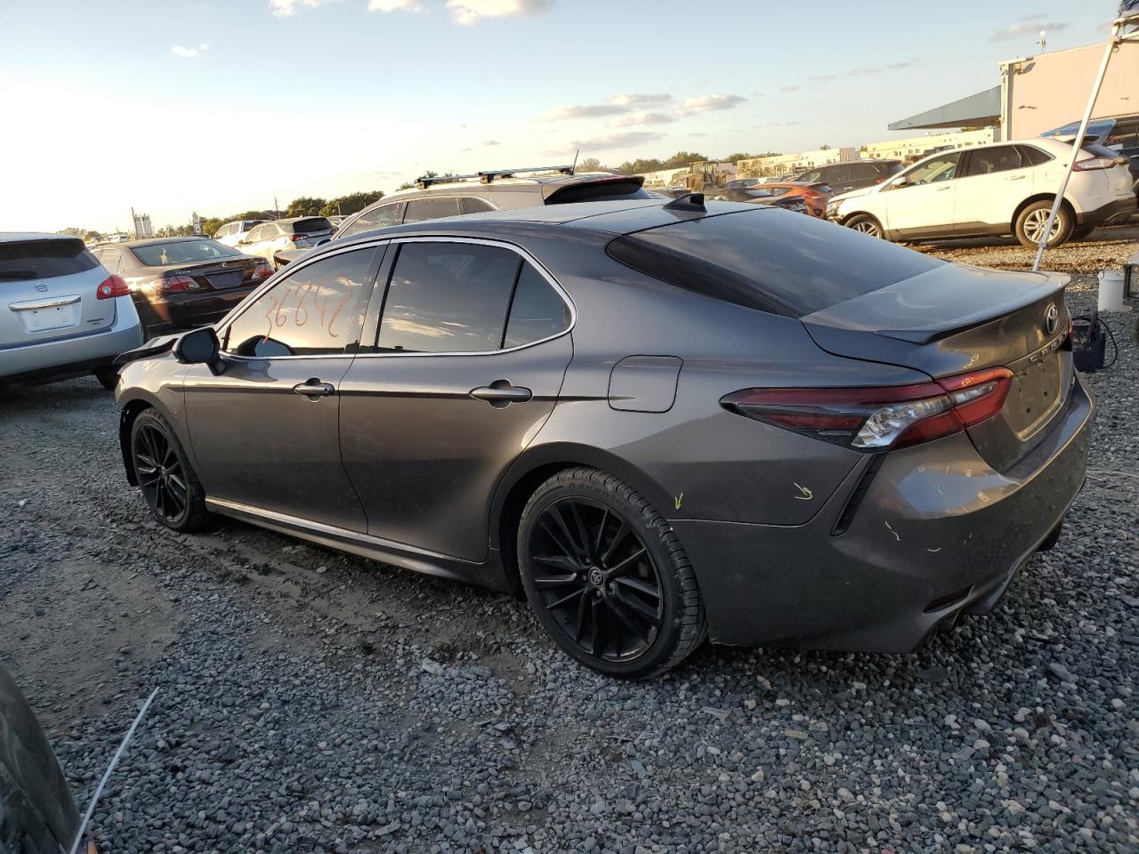 Изображение 2 2021 TOYOTA CAMRY XSE 2021 с VIN 4T1K61AK7MU572156