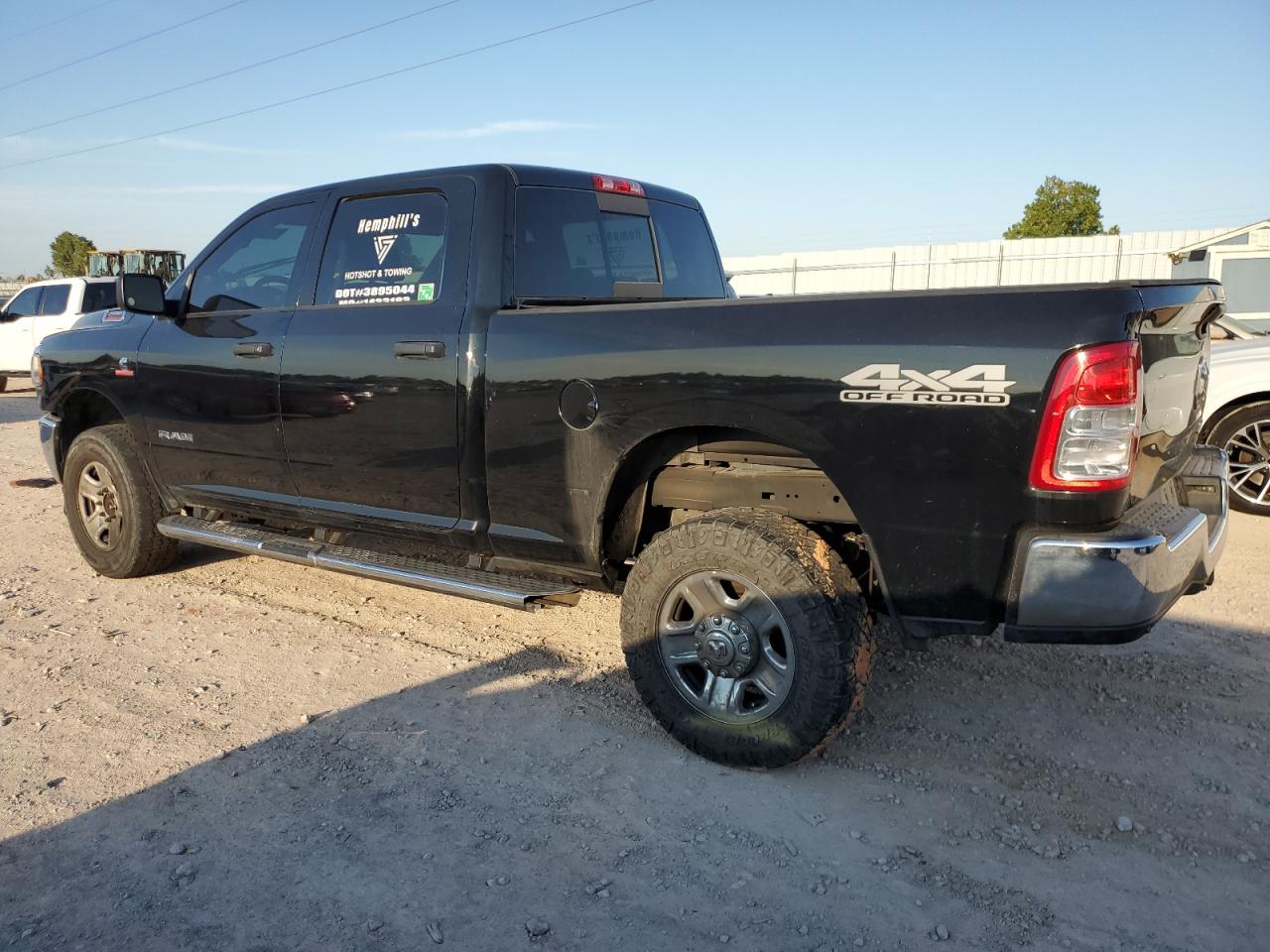 Image 2 of 2019 RAM 2500 TRADESMAN 2019 with VIN 3C6UR5CL0KG707633