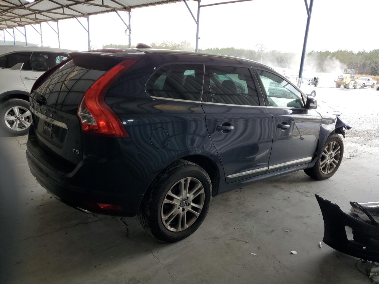 Изображение 3 2015 VOLVO XC60 T5 PREMIER 2015 с VIN YV440MDK5F2716066