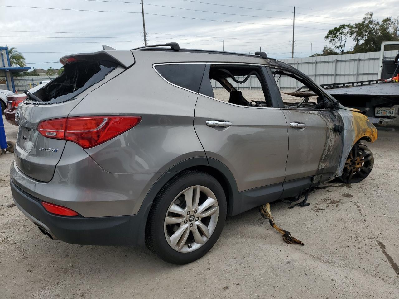 Image 3 of 2013 HYUNDAI SANTA FE SPORT  2013 with VIN 5XYZU3LA2DG075235