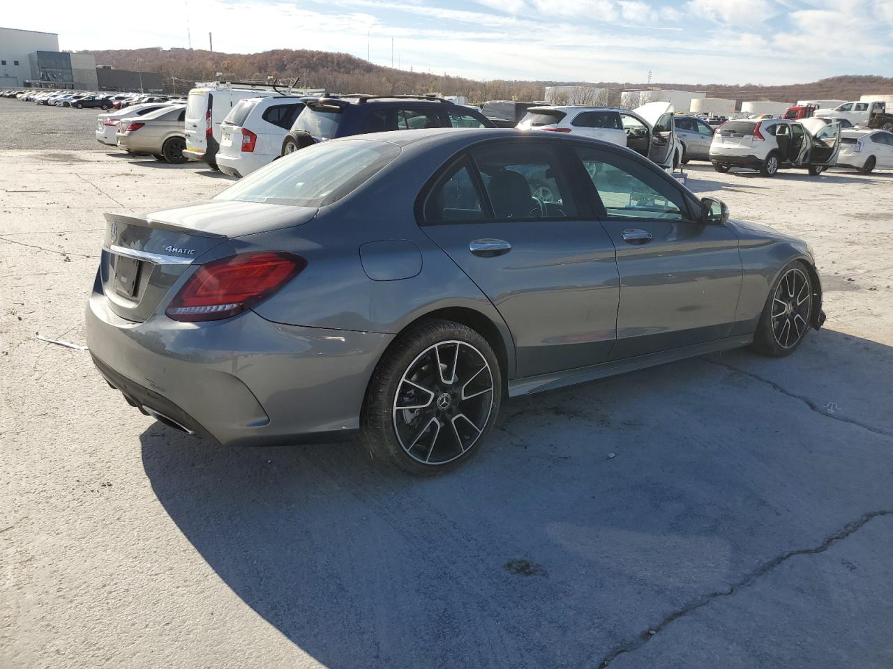 Obraz 3 z 2019 MERCEDES-BENZ C 300 4MATIC 2019 z VIN 55SWF8EB9KU309874