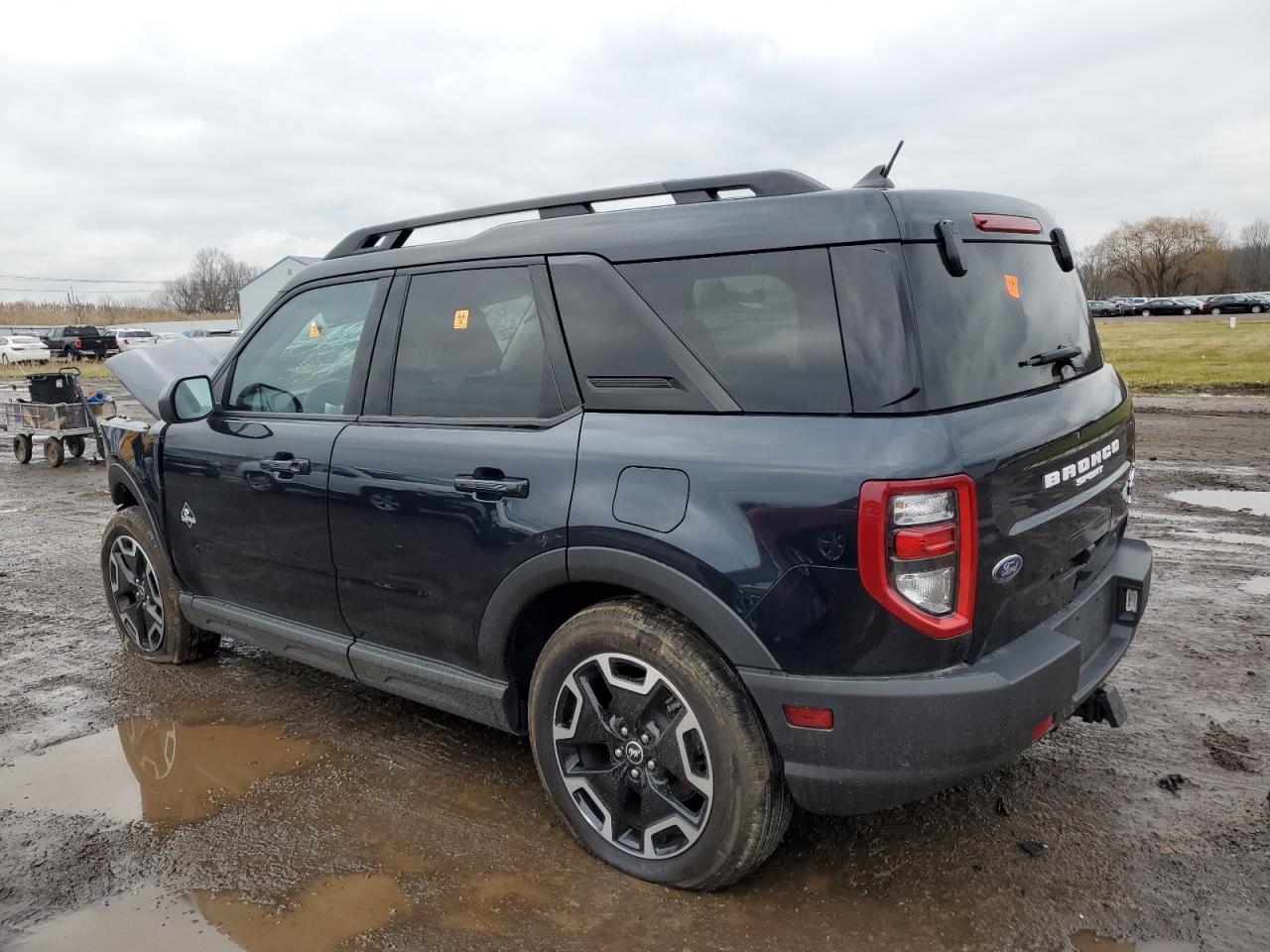 Image 2 of 2022 FORD BRONCO SPORT OUTER BANKS 2022 with VIN 3FMCR9C60NRD27329