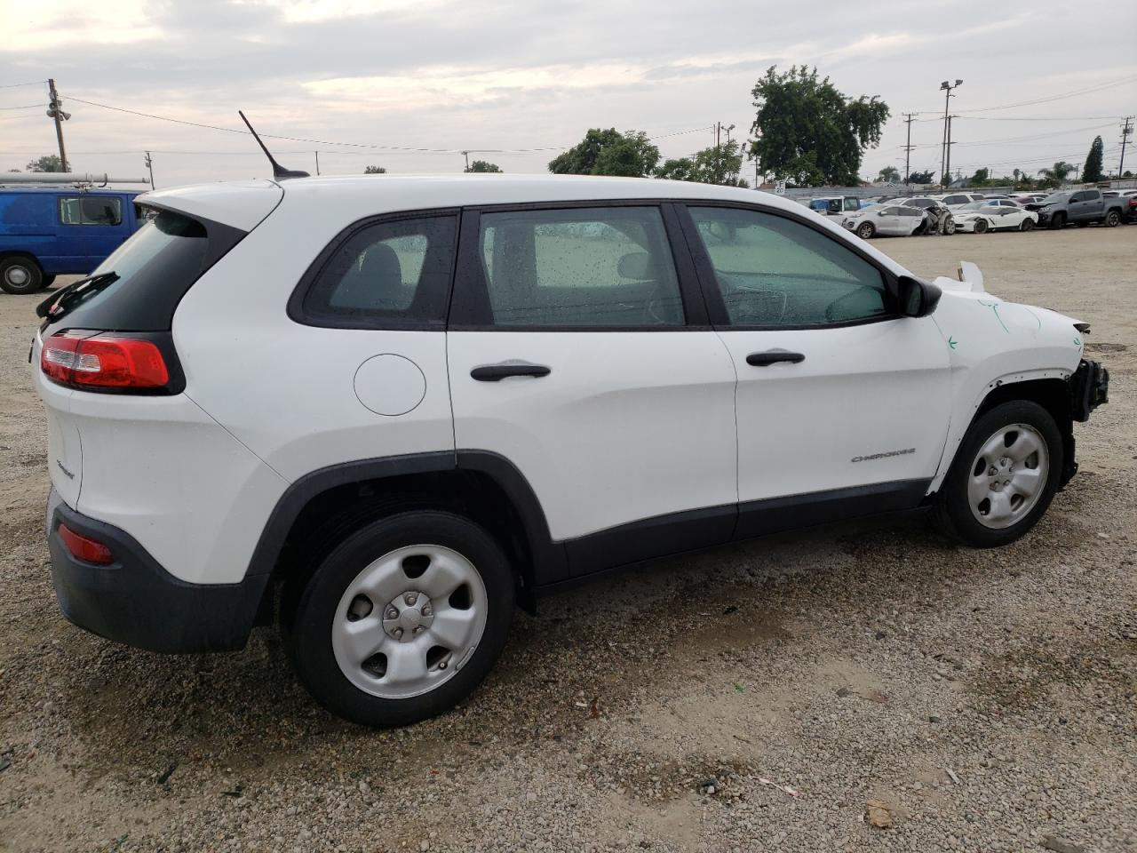Image 3 of 2017 JEEP CHEROKEE SPORT 2017 with VIN 1C4PJLAB5HW610210