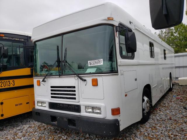 Obraz 2 z 2002 BLUE BIRD INCOMPLETE VEHICLE 2002 z VIN 1BDJJCP762F200447