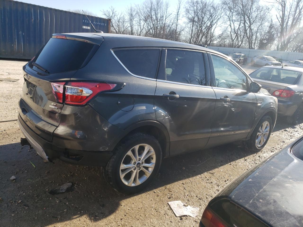Изображение 3 2017 FORD ESCAPE SE 2017 с VIN 1FMCU9G99HUD41858