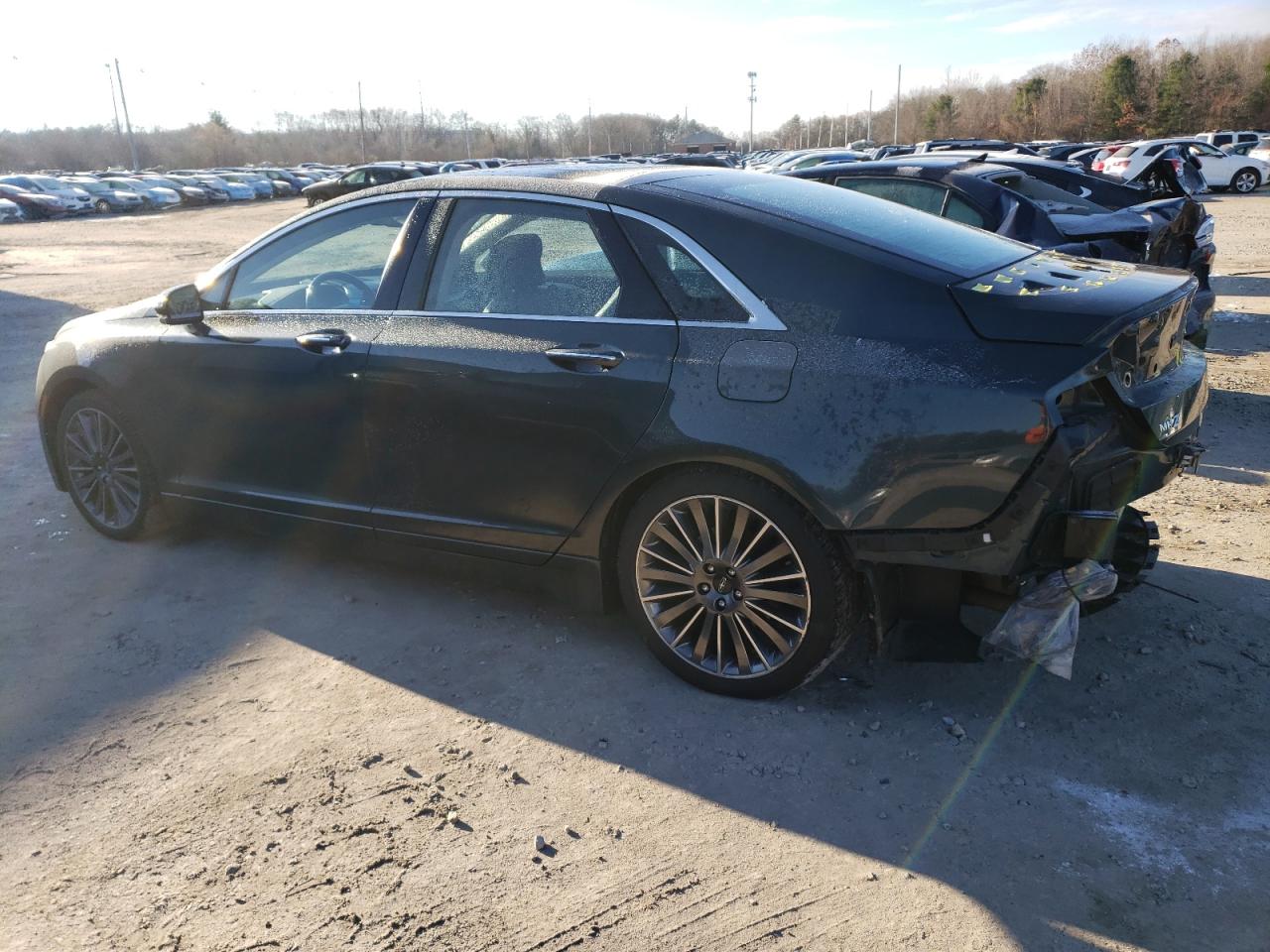 Image 2 of 2015 LINCOLN MKZ HYBRID 2015 with VIN 3LN6L2LUXFR616286