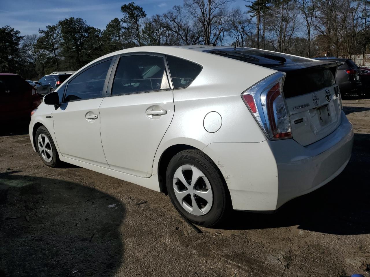 Image 2 of 2015 TOYOTA PRIUS  2015 with VIN JTDKN3DU3F0406484