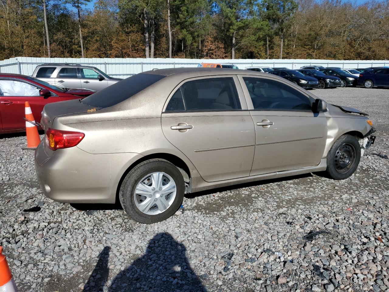 Изображение 3 2010 TOYOTA COROLLA BASE 2010 с VIN 2T1BU4EE0AC516214