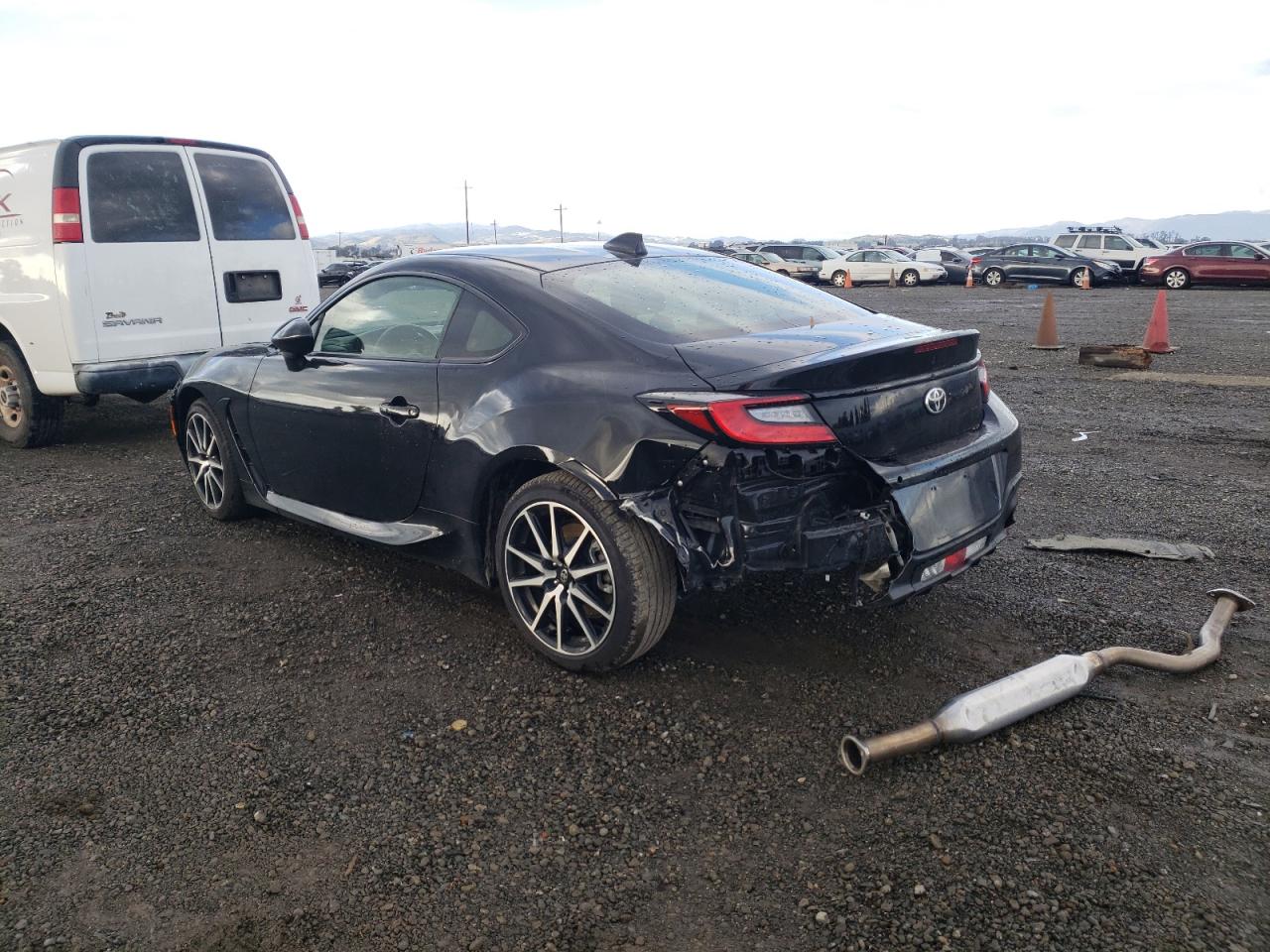 Image 2 of 2023 TOYOTA GR 86  2023 with VIN JF1ZNBC13P8756528