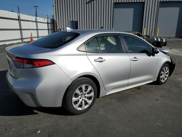 Изображение 3 2020 TOYOTA COROLLA LE 2020 с VIN JTDEPRAE3LJ057064