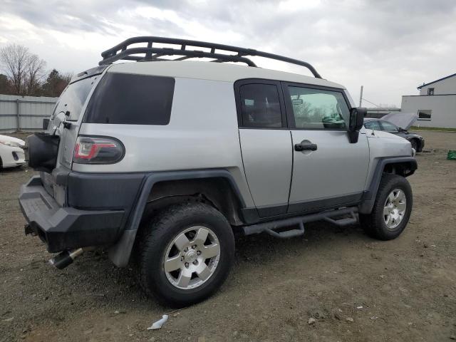 Obraz 3 z 2007 TOYOTA FJ CRUISER  2007 z VIN JTEBU11F170098127