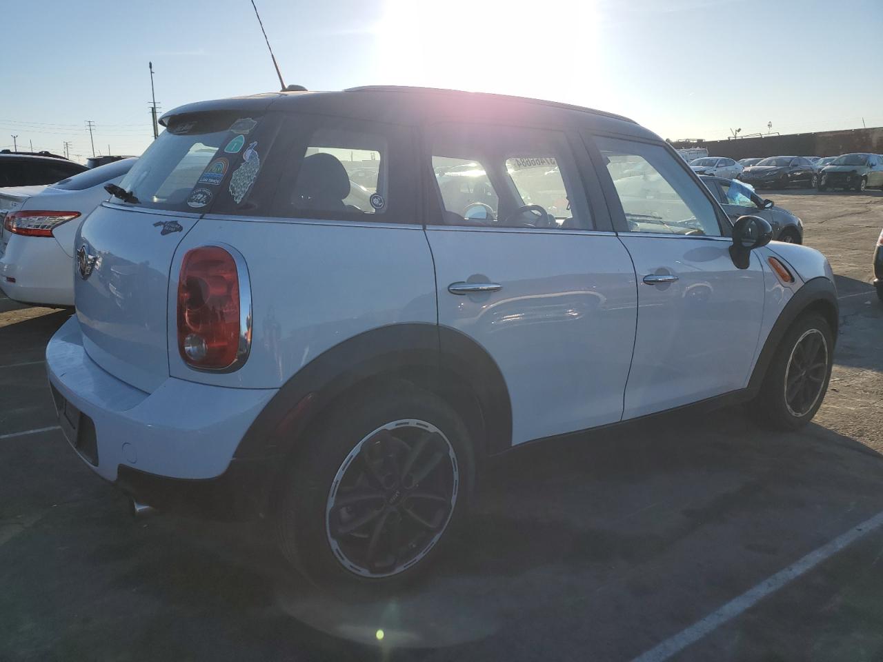 Image 3 of 2016 MINI COOPER COUNTRYMAN 2016 with VIN WMWZB3C52GWR48186