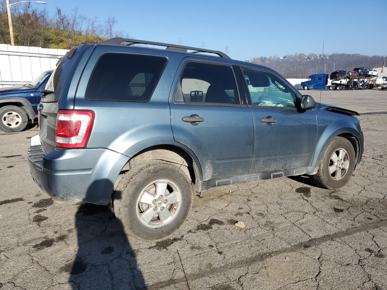 Obraz 3 z 2012 FORD ESCAPE XLT 2012 z VIN 1FMCU9D79CKC22540
