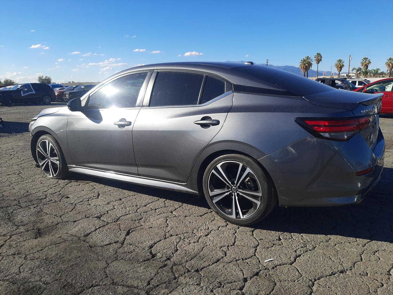 Изображение 2 2021 NISSAN SENTRA SR 2021 с VIN 3N1AB8DV8MY213019