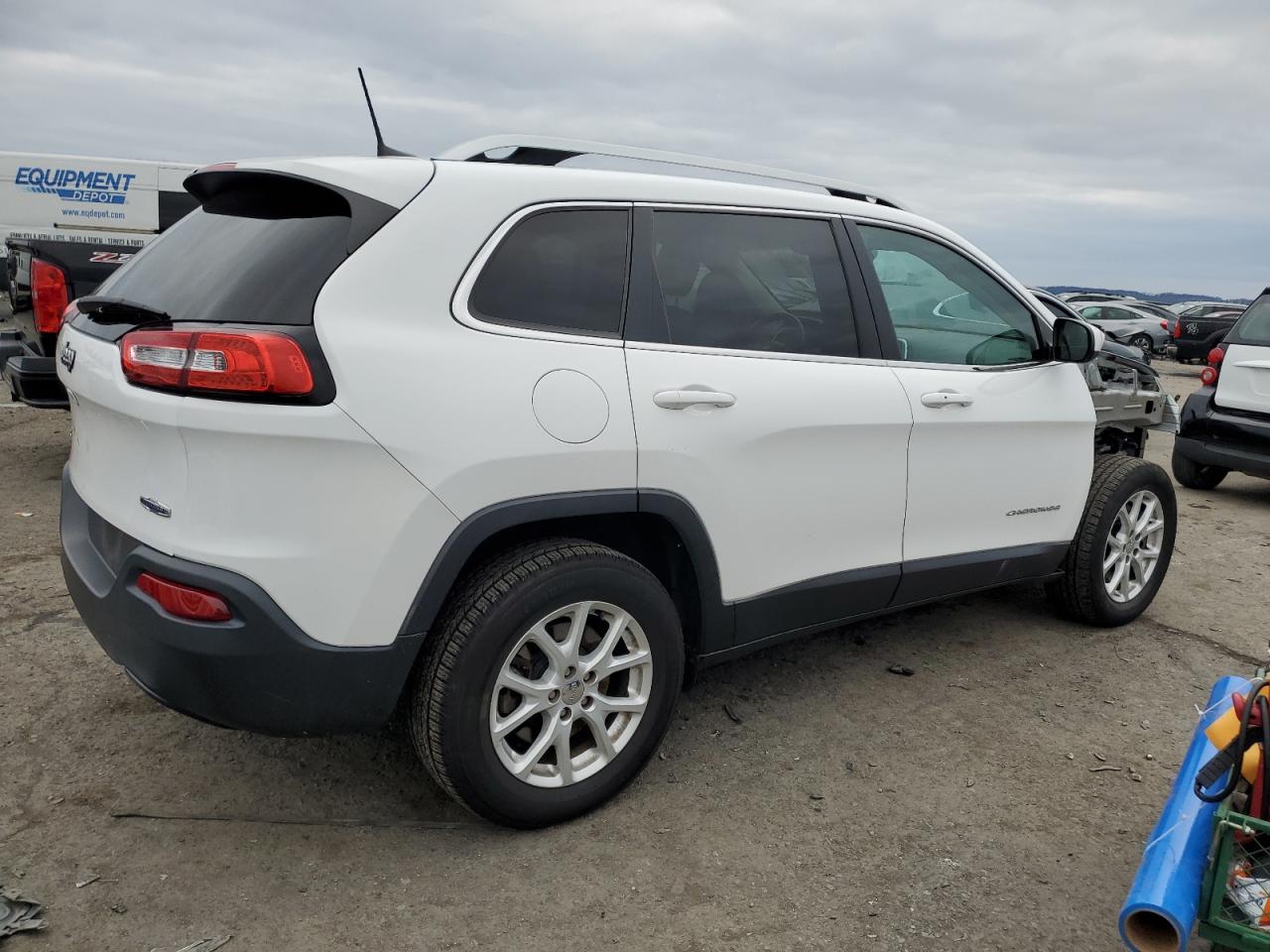 Image 3 of 2018 JEEP CHEROKEE LATITUDE PLUS 2018 with VIN 1C4PJMLB8JD522546