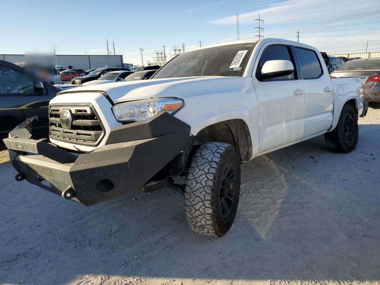 Image 1 of 2018 TOYOTA TACOMA DOUBLE CAB 2018 with VIN 5TFAX5GNXJX130486