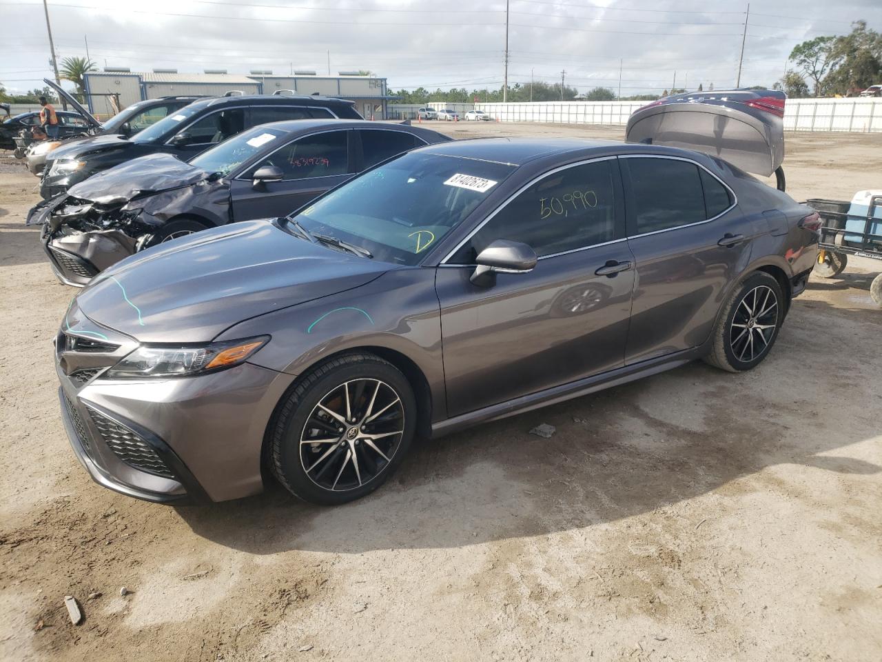 Изображение 1 2023 TOYOTA CAMRY SE NIGHT SHADE 2023 с VIN 4T1G11AK7PU766629