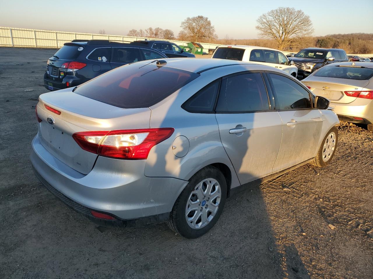 Obraz 3 z 2012 FORD FOCUS SE 2012 z VIN 1FAHP3F26CL105840