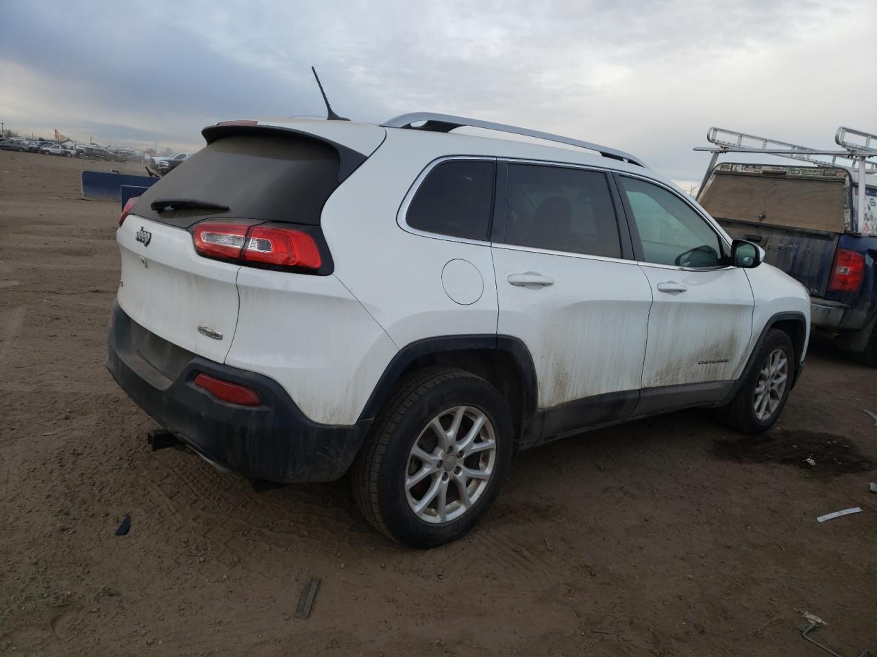 Изображение 3 2016 JEEP CHEROKEE LATITUDE 2016 с VIN 1C4PJMCSXGW303956