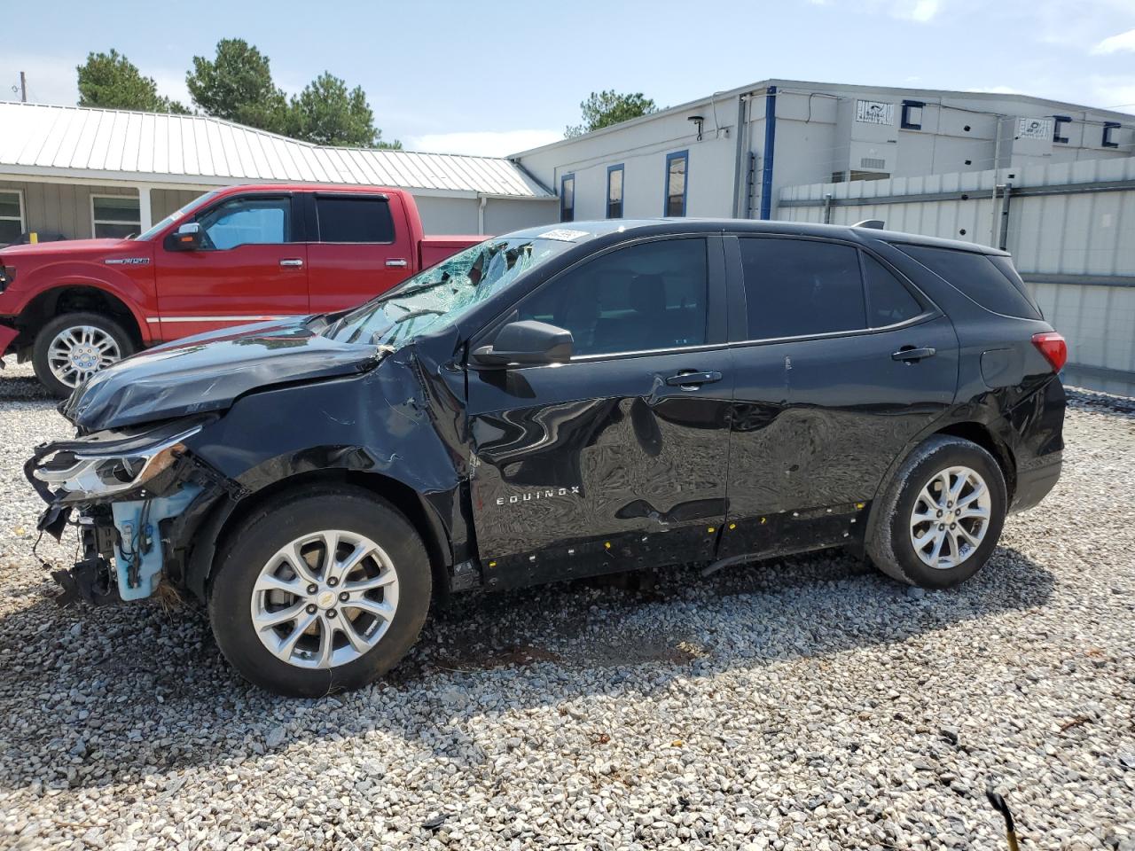 Image 1 of 2020 CHEVROLET EQUINOX LS 2020 with VIN 2GNAXHEV1L6273602