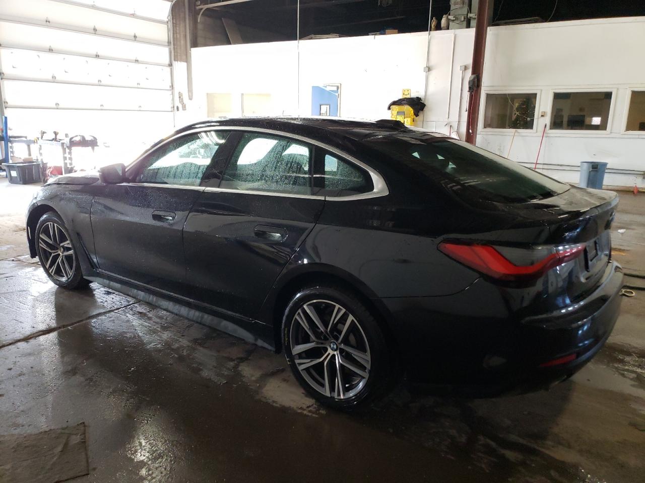 Изображение 2 2024 BMW 430XI GRAN COUPE 2024 с VIN WBA73AV05RFP87409