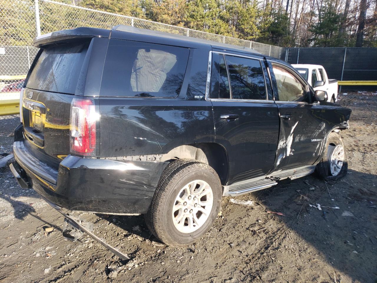 Obraz 3 z 2016 GMC YUKON SLT 2016 z VIN 1GKS2BKC3GR162365