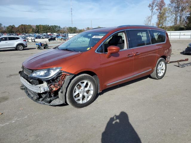 Изображение 1 2018 CHRYSLER PACIFICA TOURING L 2018 с VIN 2C4RC1BG2JR155297